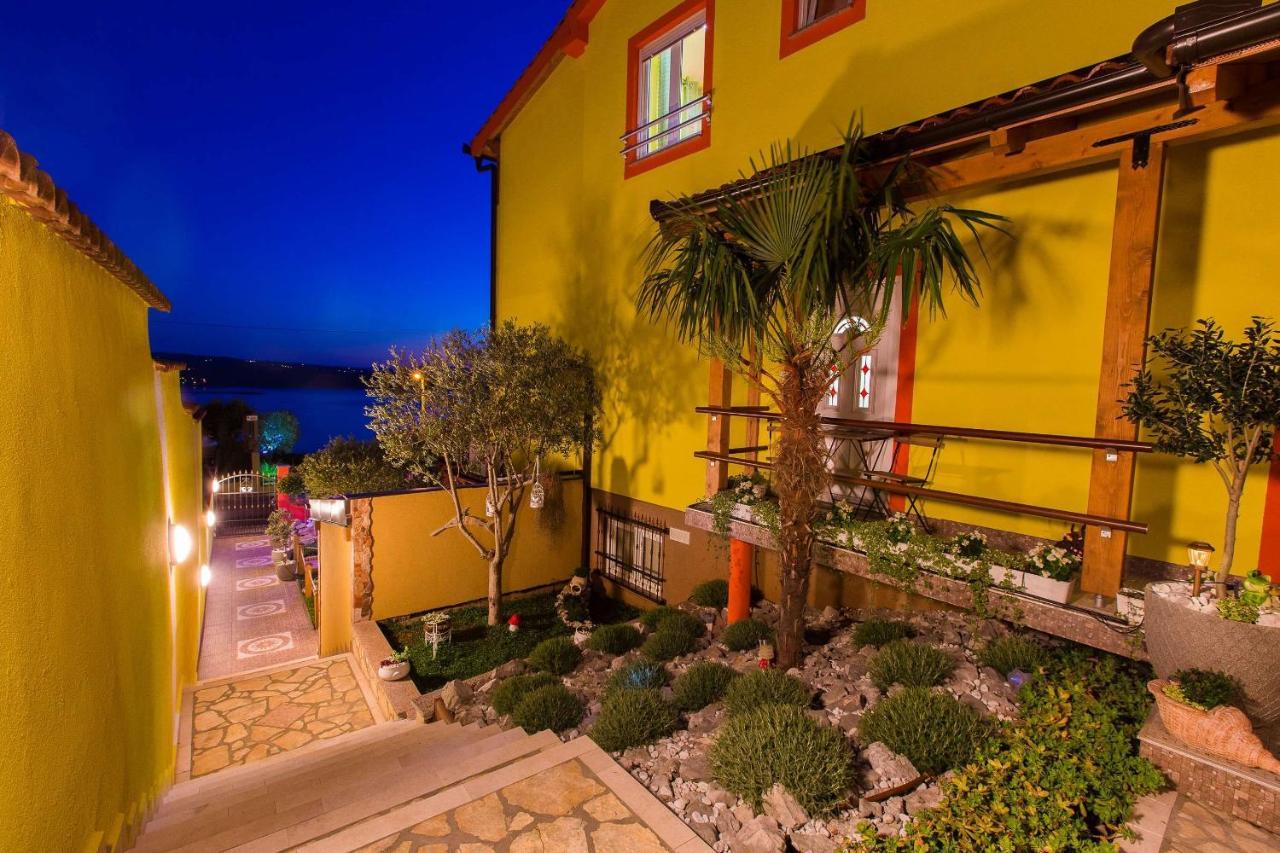 Apartments Ana Lorena Crikvenica Exterior photo